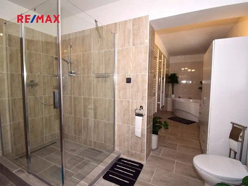 Prodej chalupy 190 m², pozemek 741 m²