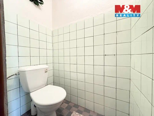 Prodej chalupy 99 m², pozemek 427 m²