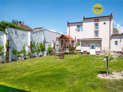 Prodej domu 240 m², pozemek 522 m²