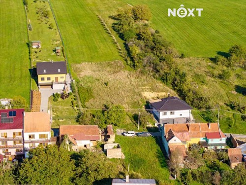 Prodej stavebního pozemku 1300 m²