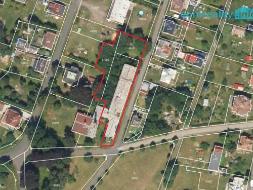 Prodej stavebního pozemku 2399 m²