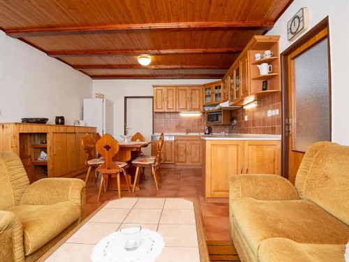 Prodej domu 203 m², pozemek 2621 m²