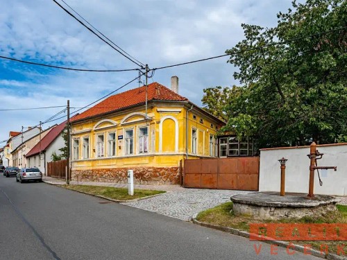Prodej domu 140 m², pozemek 1365 m²