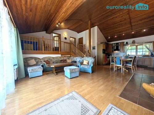 Prodej chalupy 160 m², pozemek 5927 m²