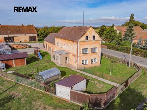 Prodej domu 220 m², pozemek 1917 m²