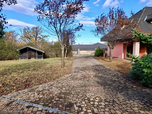 Prodej domu 295 m², pozemek 2077 m²