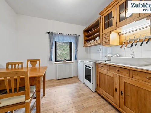 Prodej domu 550 m², pozemek 1419 m²