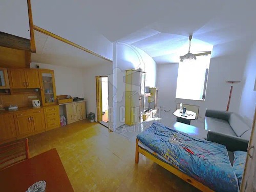 Prodej domu 454 m², pozemek 164 m²