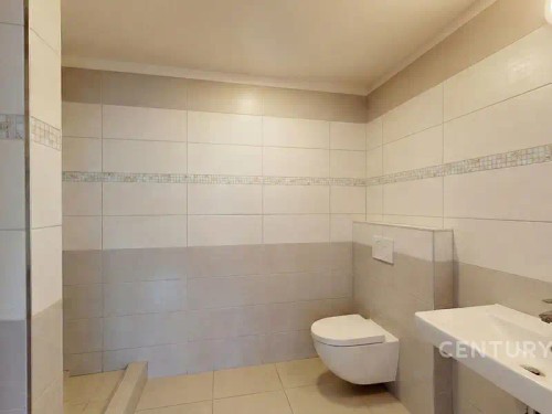 Prodej domu 319 m², pozemek 499 m²