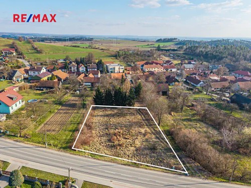 Prodej stavebního pozemku 1755 m²