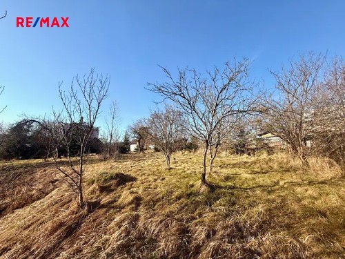 Prodej stavebního pozemku 1030 m²