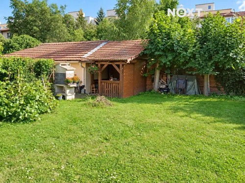 Prodej vily 220 m², pozemek 1490 m²