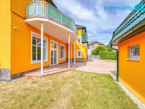 Prodej domu 420 m², pozemek 633 m²