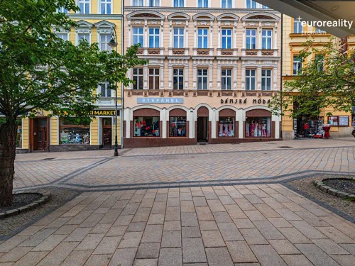 Prodej atypického bytu 194 m²