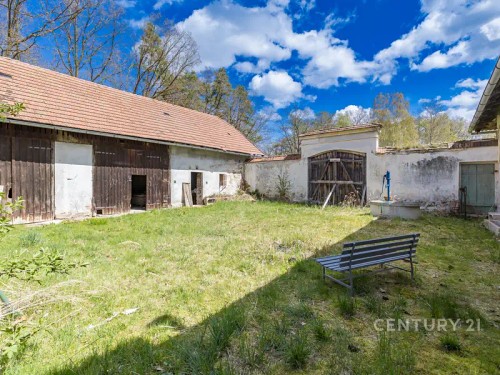 Prodej domu 400 m², pozemek 15909 m²