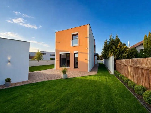 Prodej domu 277 m², pozemek 738 m²