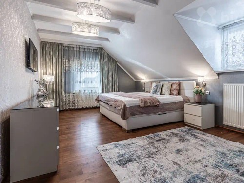 Prodej domu 283 m², pozemek 800 m²