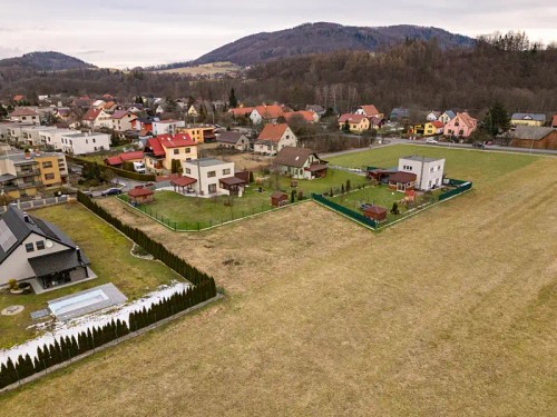 Prodej stavebního pozemku 1069 m²