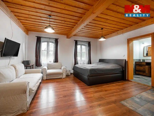 Prodej chalupy 260 m², pozemek 2511 m²