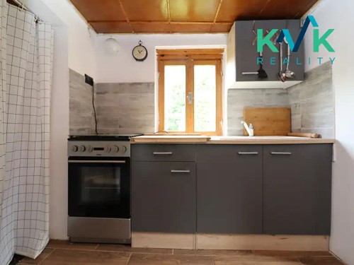 Prodej chaty 75 m², pozemek 400 m²