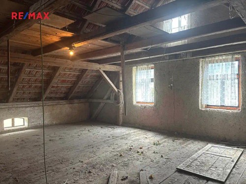 Prodej domu 250 m², pozemek 5370 m²