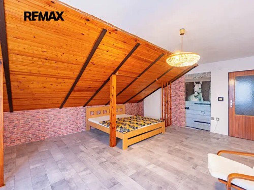 Prodej domu 248 m², pozemek 724 m²