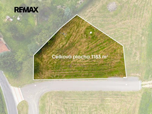 Prodej stavebního pozemku 1183 m²