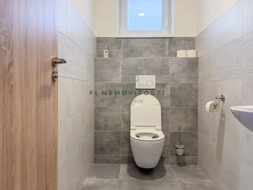 Prodej domu 202 m², pozemek 708 m²