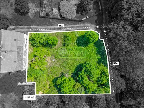 Prodej stavebního pozemku 1142 m²