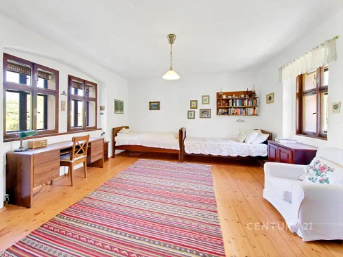 Prodej chalupy 234 m², pozemek 896 m²