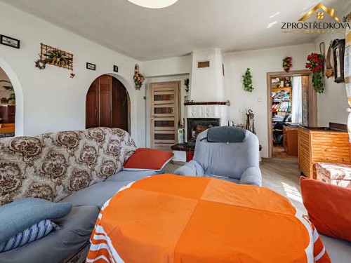 Prodej domu 258 m², pozemek 2807 m²