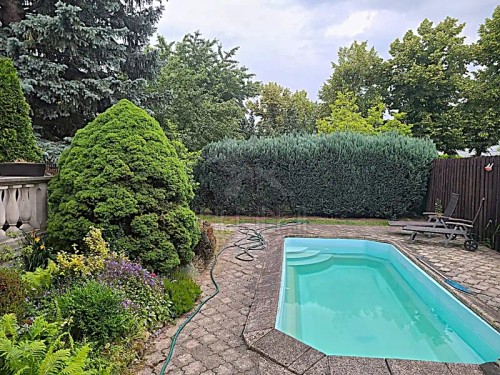 Prodej domu 247 m², pozemek 1230 m²