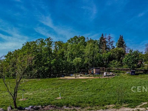 Prodej stavebního pozemku 1956 m²