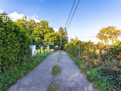 Prodej stavebního pozemku 738 m²