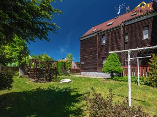Prodej domu 250 m², pozemek 382 m²