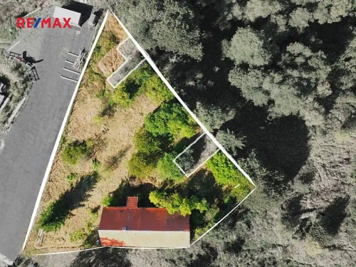 Prodej stavebního pozemku 2000 m²