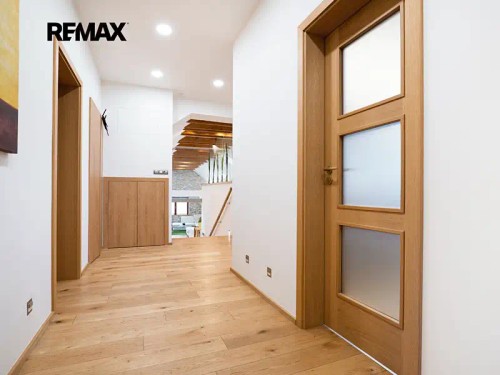 Prodej domu 220 m², pozemek 1004 m²