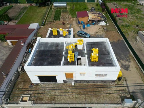 Prodej stavebního pozemku 1600 m²