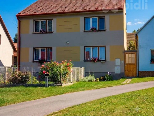 Prodej domu 200 m², pozemek 3642 m²