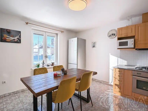 Prodej domu 140 m², pozemek 1068 m²