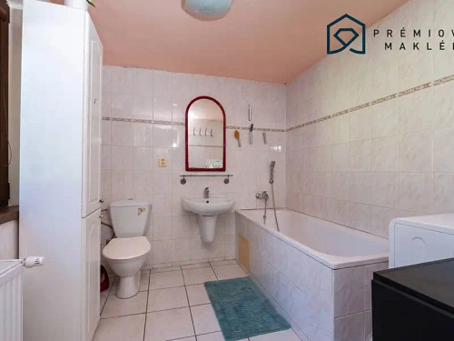 Prodej domu 300 m², pozemek 1322 m²