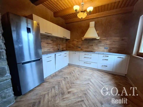 Prodej domu 249 m², pozemek 991 m²