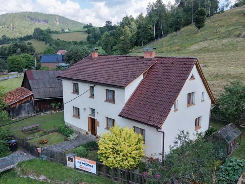 Prodej domu 200 m², pozemek 911 m²