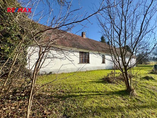 Prodej zemědělské usedlosti 877 m², pozemek 4154 m²