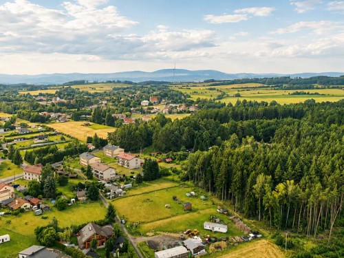 Prodej stavebního pozemku 2727 m²