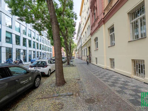 Prodej bytu 1+kk 82 m²