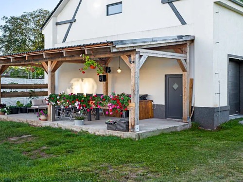 Prodej domu 221 m², pozemek 1252 m²