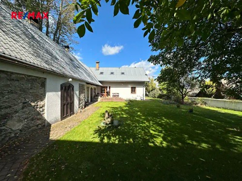 Prodej domu 800 m², pozemek 1904 m²