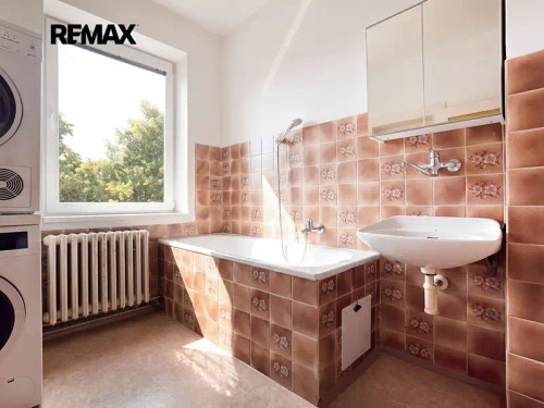 Prodej domu 385 m², pozemek 199 m²