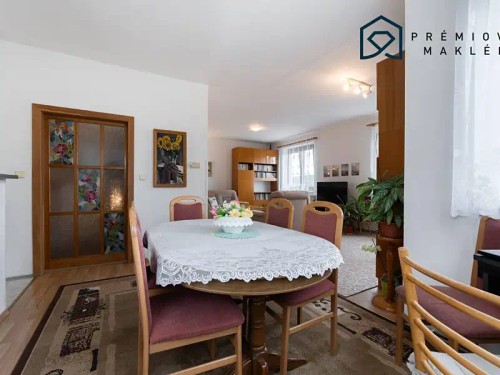 Prodej domu 200 m², pozemek 300 m²